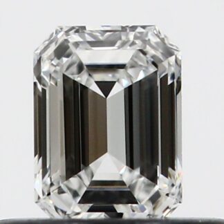 Diamant im Smaragdschliff 0.30 Karat, Farbe E, Reinheit VVS2, als Geldanlage für die Matura kaufen O27OFTP